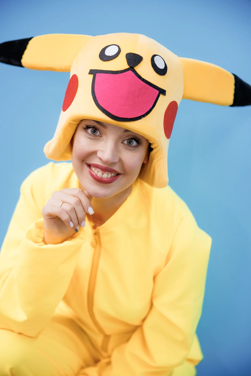 Pikachu kids party entertainer for birthday parties in Illinois posing with children